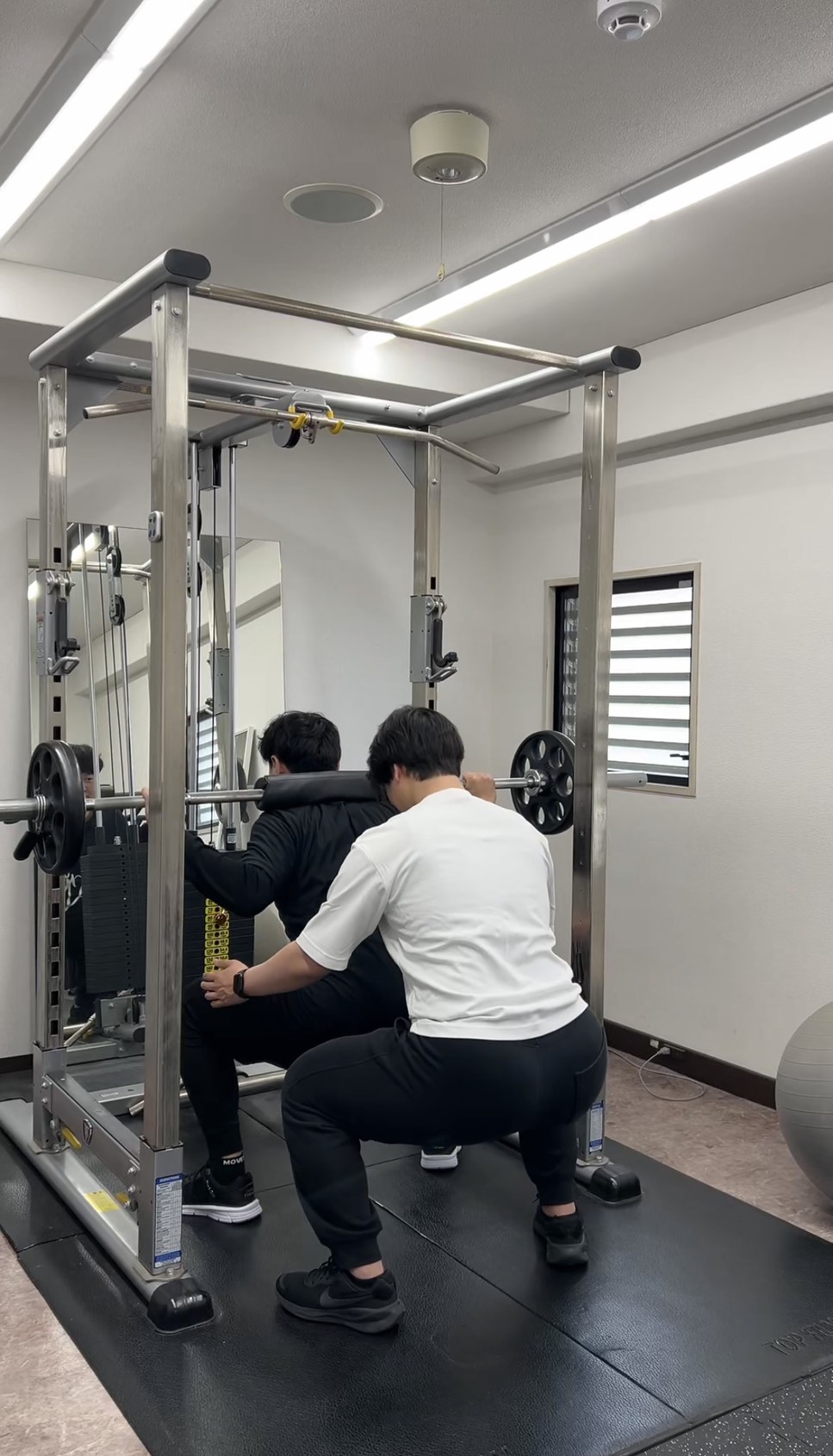 AXIS GYM トレーニングスペース